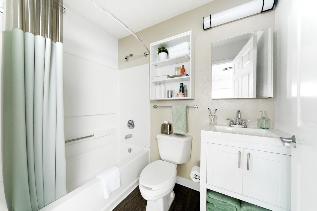 Intown Suites Extended Stay Dallas Tx - Medical Center Eksteriør bilde